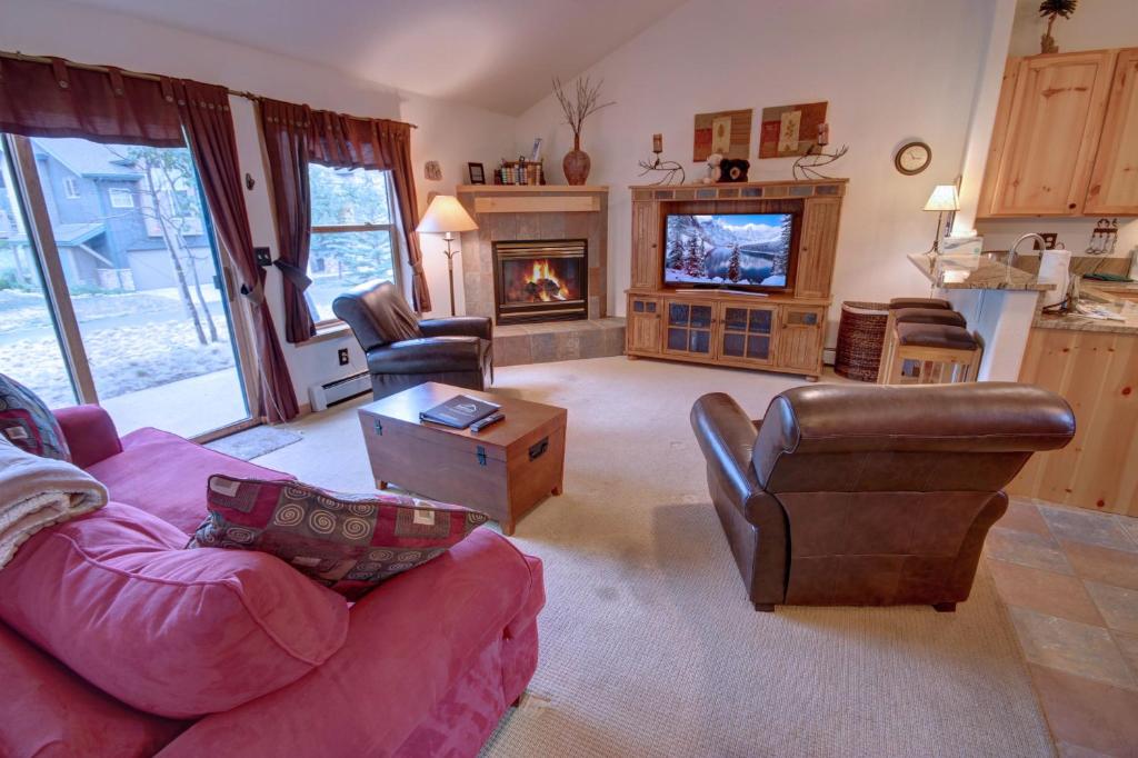 Snake River 42 by SummitCove Lodging, Keystone