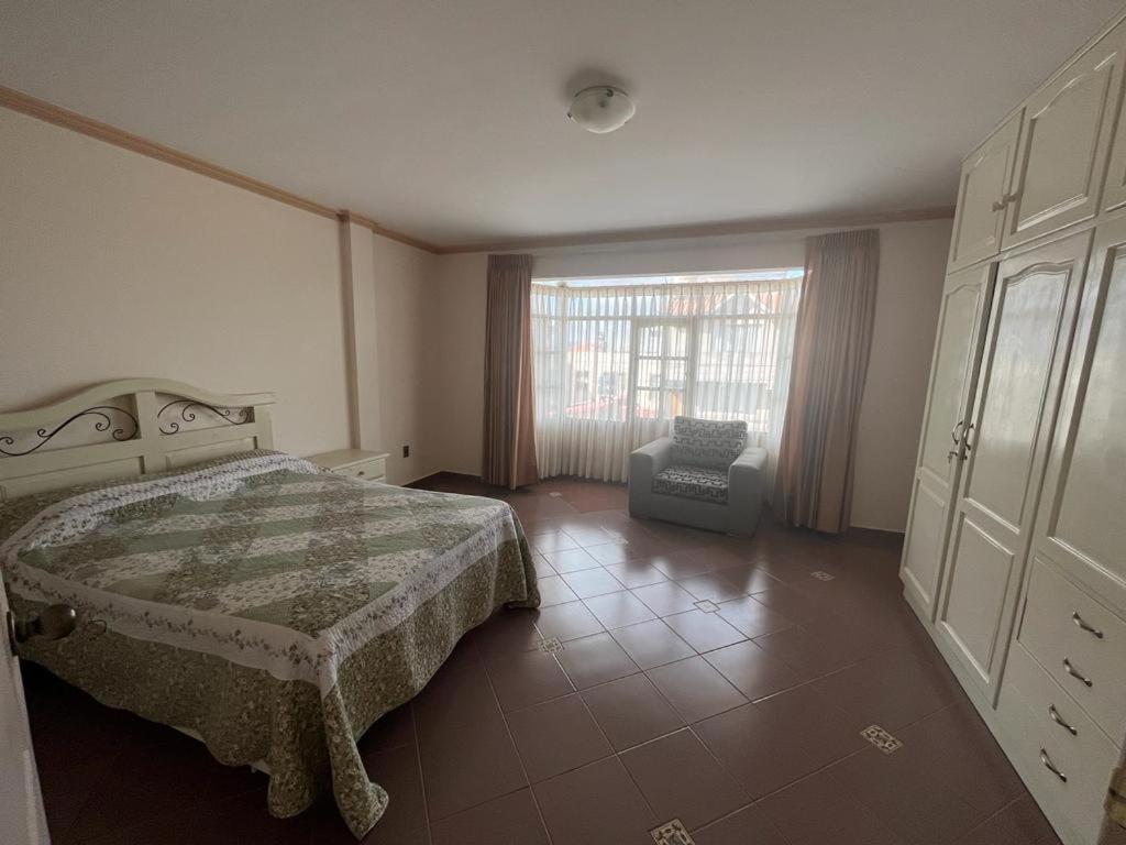 Casa con Piscina en Cochabamba - 5