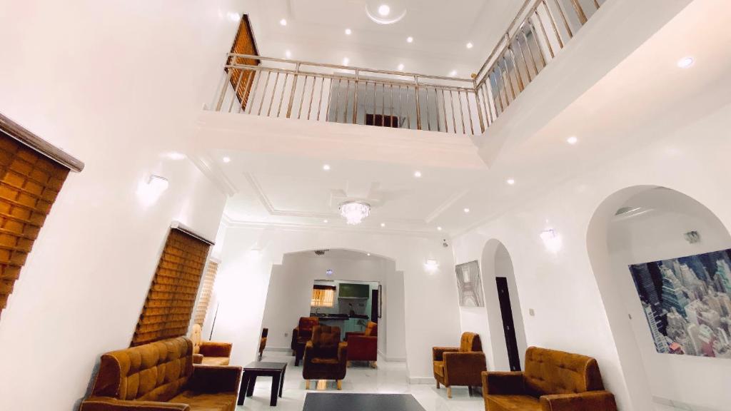 Royal Court Lounge & Boutique Hotel photo