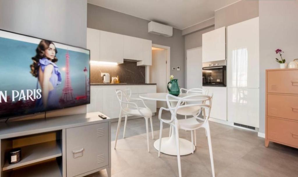 Domus Pyrus Apartments