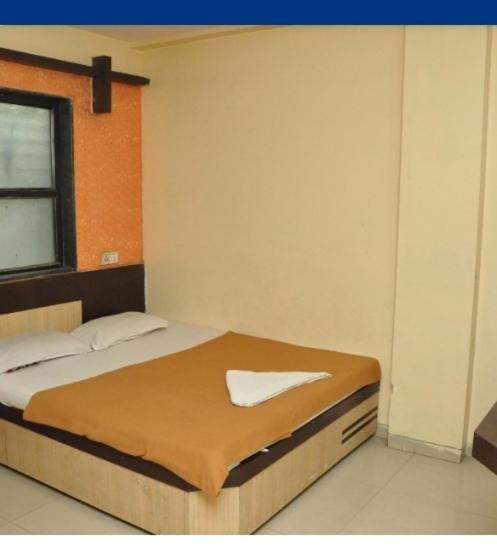 Hotel harjeevan palace — Hotel in Shirdi