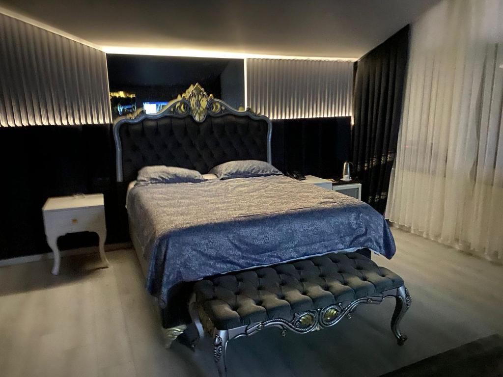 Grand Zara Hotel photo