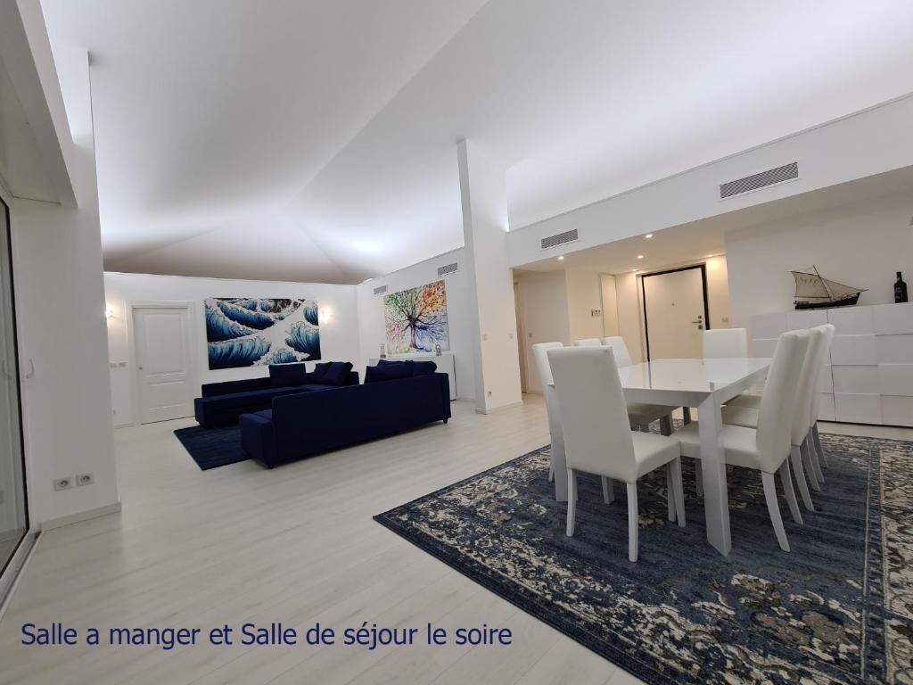 Luxurious penthouse with magnificent views over the bay of Menton - 5