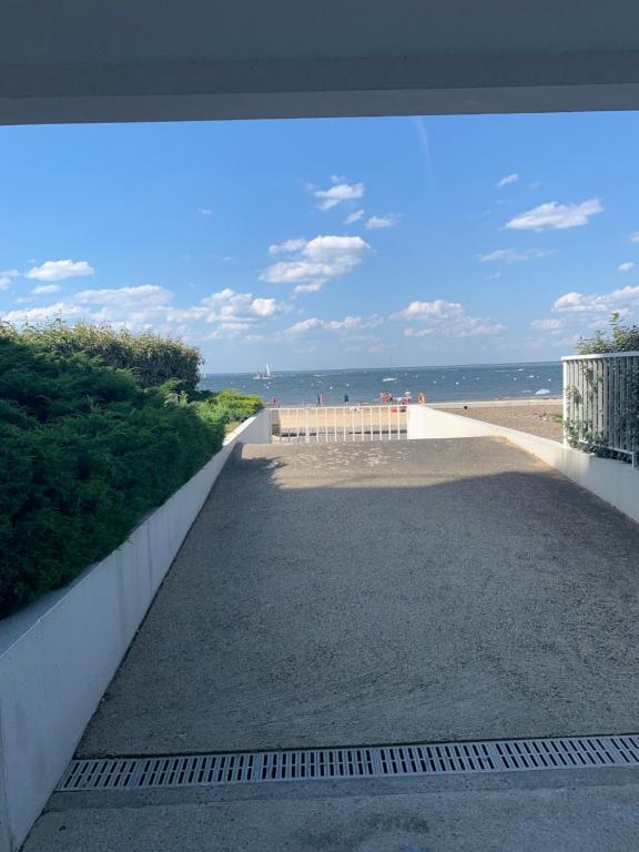 Appartement lumineux en bord de plage avec parking - 1