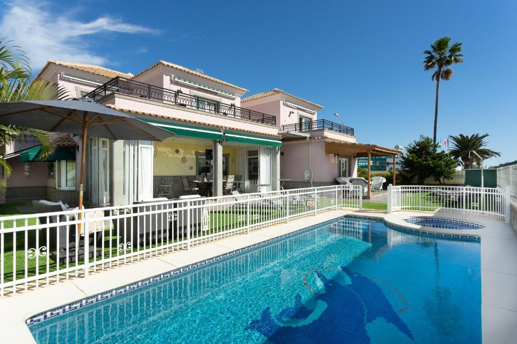 Villa Dalara Maspalomas, Private Pool and Jacuzzi - 1