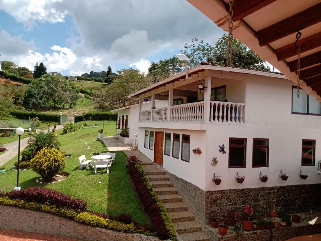 Lago Calima - Bella Finca, Madroñal