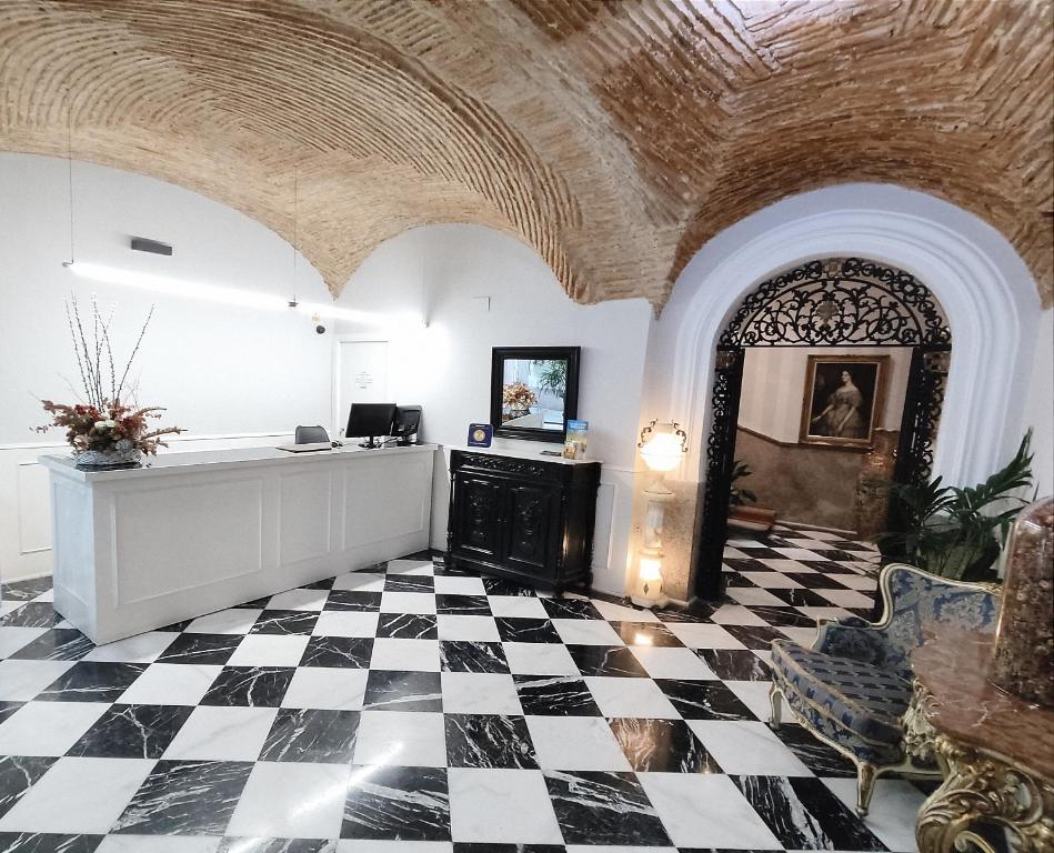 Hotel Iberia Plaza Mayor — Hotel in Caceres