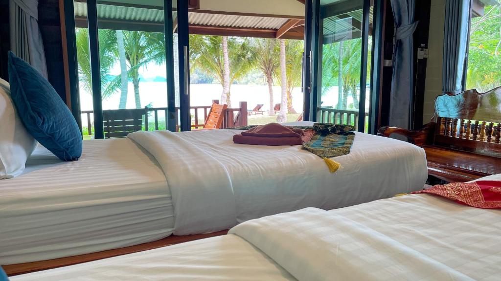 Habitació Familiar amb Vistes al Mar