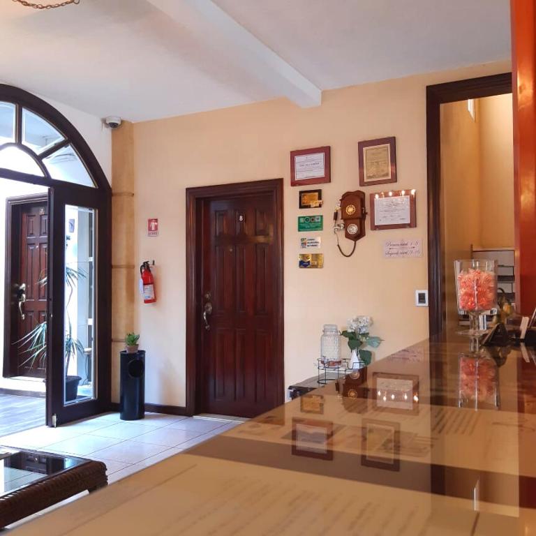 Hotel Villa Florencia Zona Rosa — Hotel in San Salvador