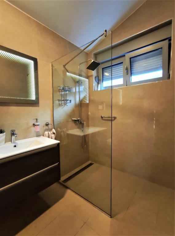 Pavlina Apartments Budva - 3