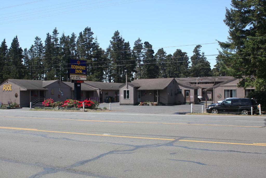 Economy Inn photo