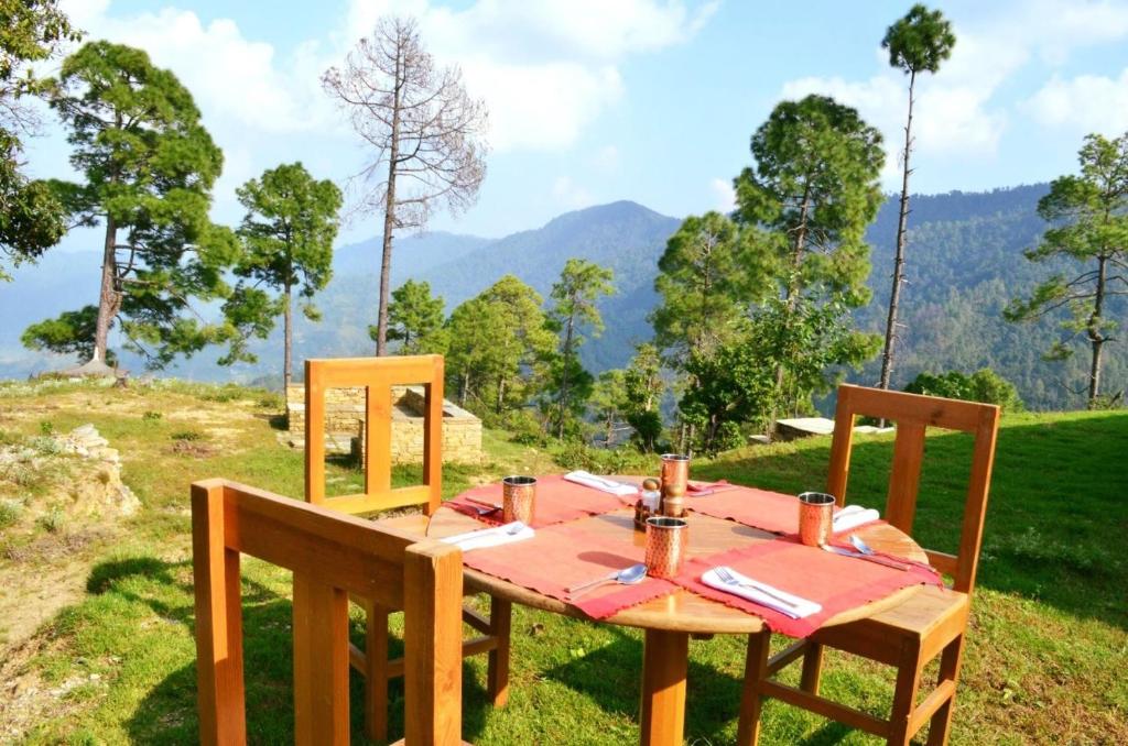 Thikalna Himalayan Retreat photo