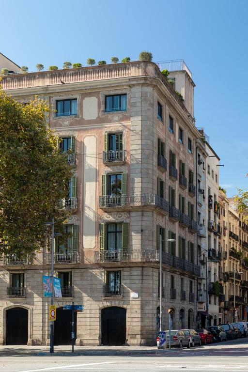 Duquesa Suites Landmark Hotel by Grup Duquessa - 3