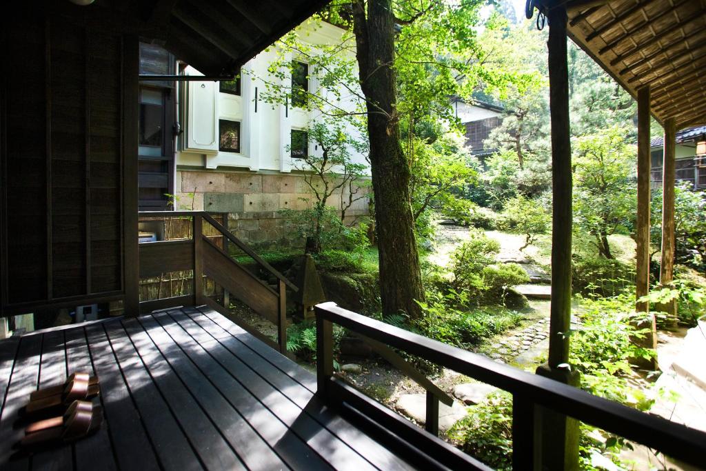 모토유 이시야 객실