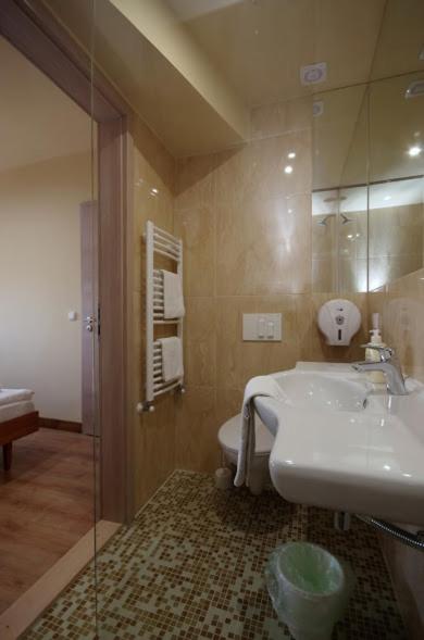 ห้องน้ำ