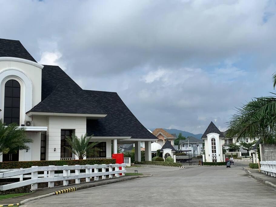Cozy Home at a Private Subdivision photo
