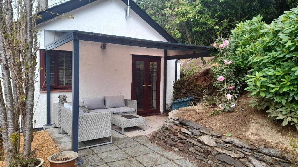 Ty Gwyn Cottage & Hot Tub photo 3