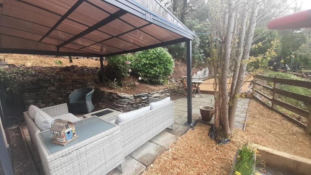Ty Gwyn Cottage & Hot Tub photo 5