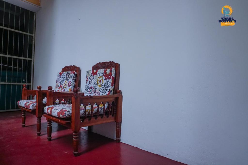 Yaarl Hostels photo