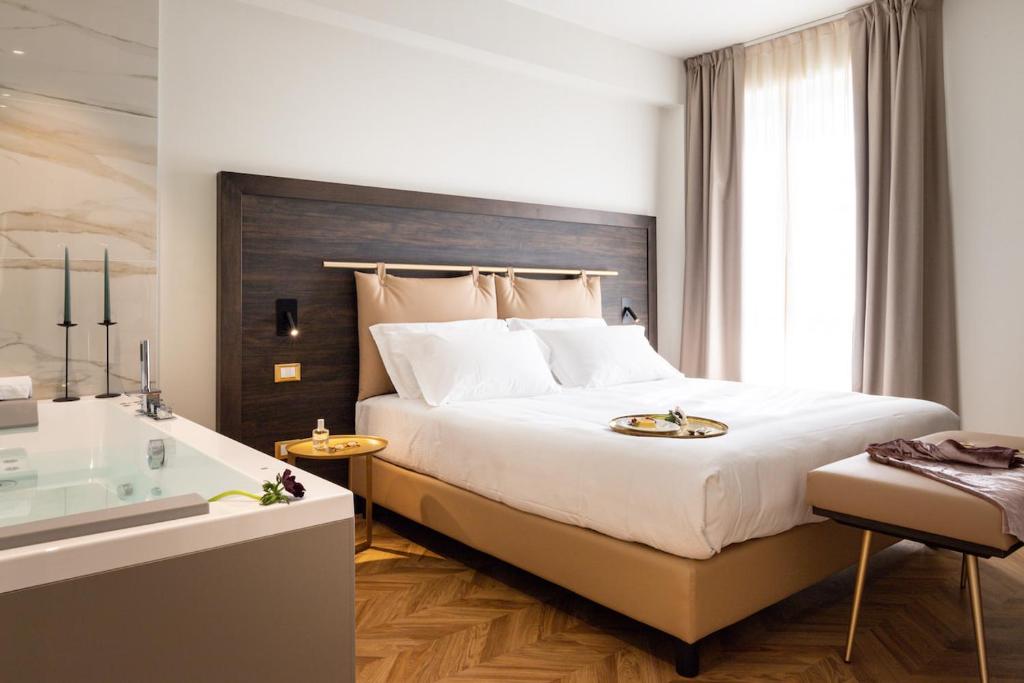 Jacuzzi Suite Home by Enjoy Garda Hotel - 2