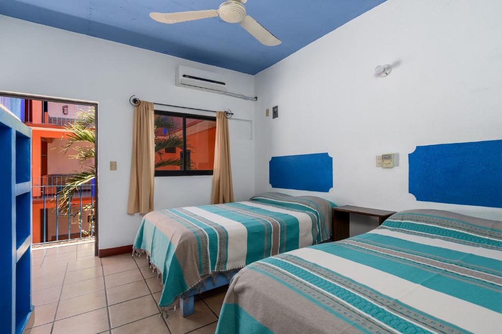 Hotel Costamar, Puerto Escondido - 1