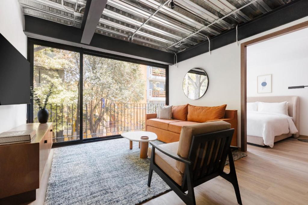 Sonder Los Rios — Hotel in Mexico City