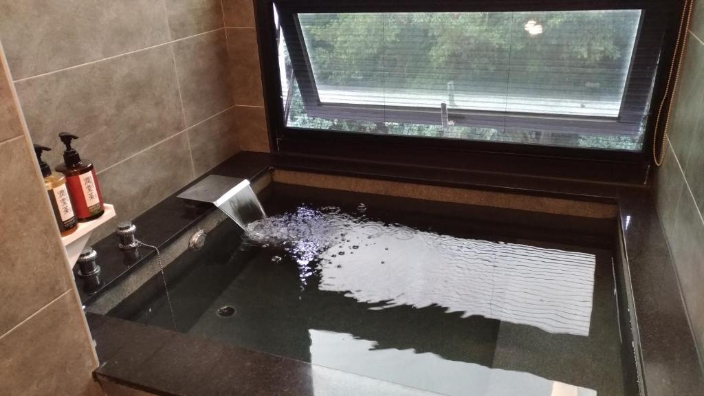 Silence and stillness, Yuanshan