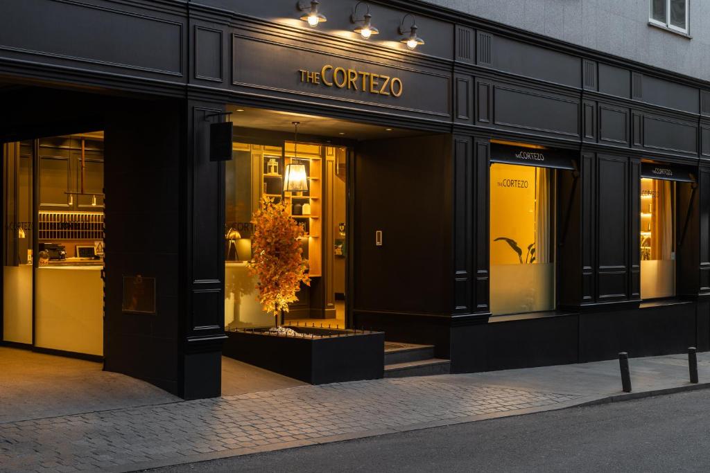 Hotel Cortezo - 4