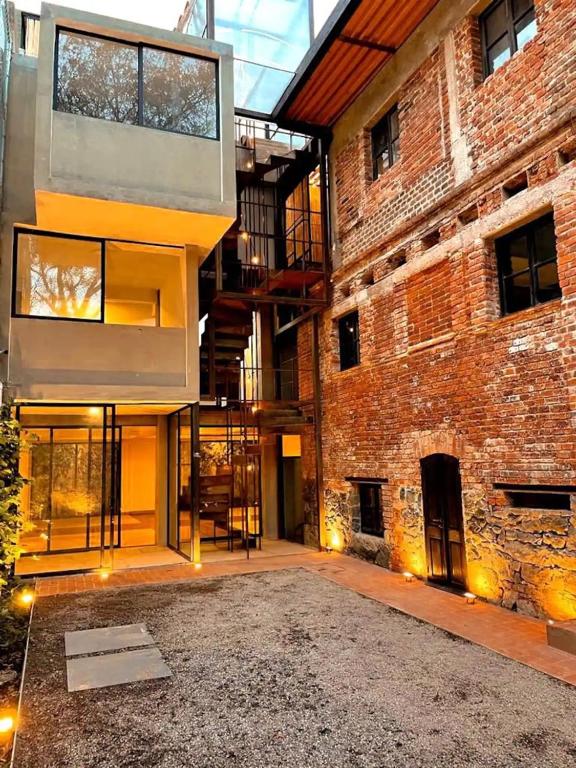 Mina 32 - Coyoacan, Mexiko