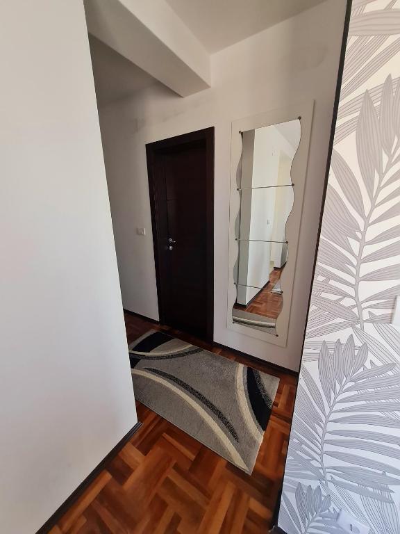 Lux Apartman Ristić 1 - 4