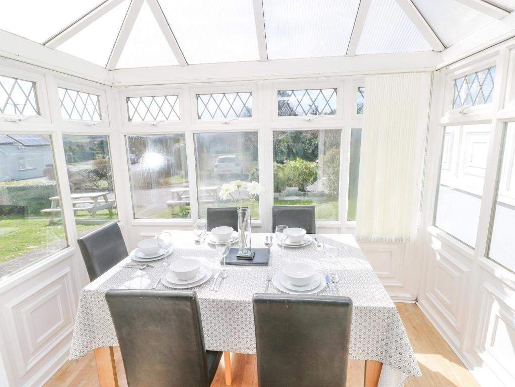 Grooms Cottage, Tenby photo 3
