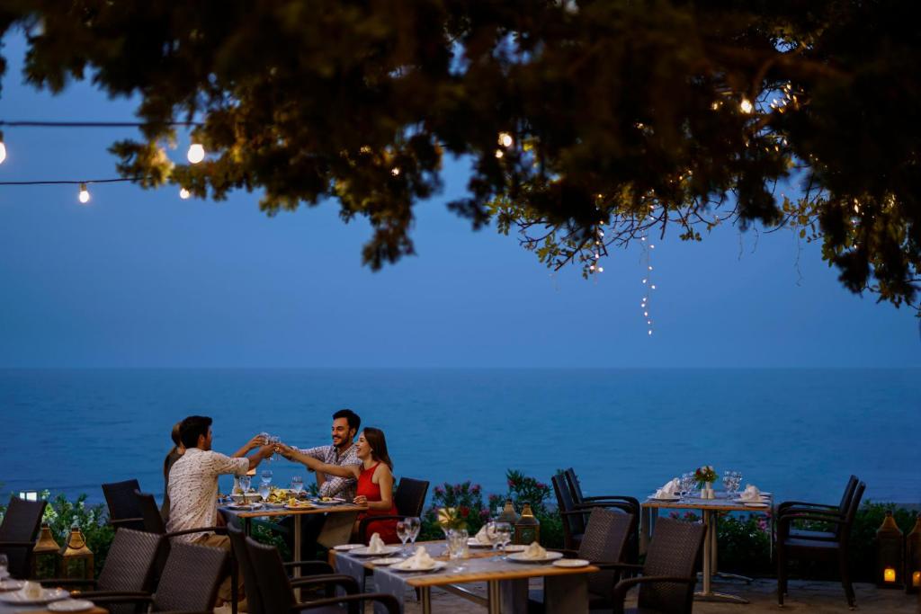 AKKA Hotels Antedon - Premium All Inclusive — Restaurant & bars in Beldibi