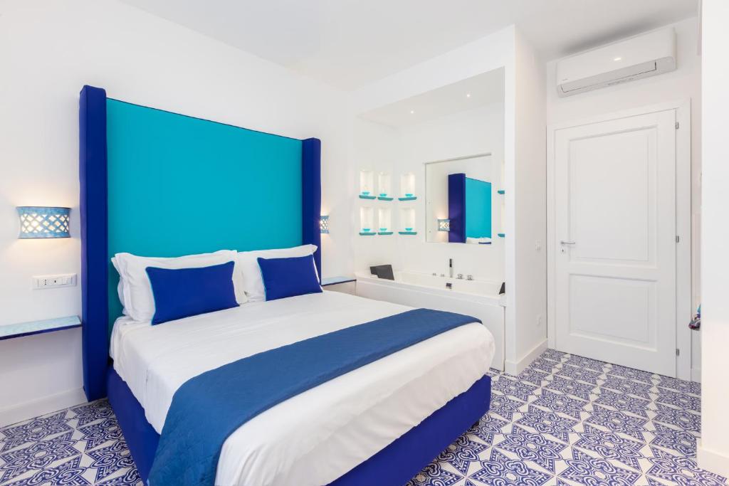 Blue Splendor Sorrento Apartment - 1