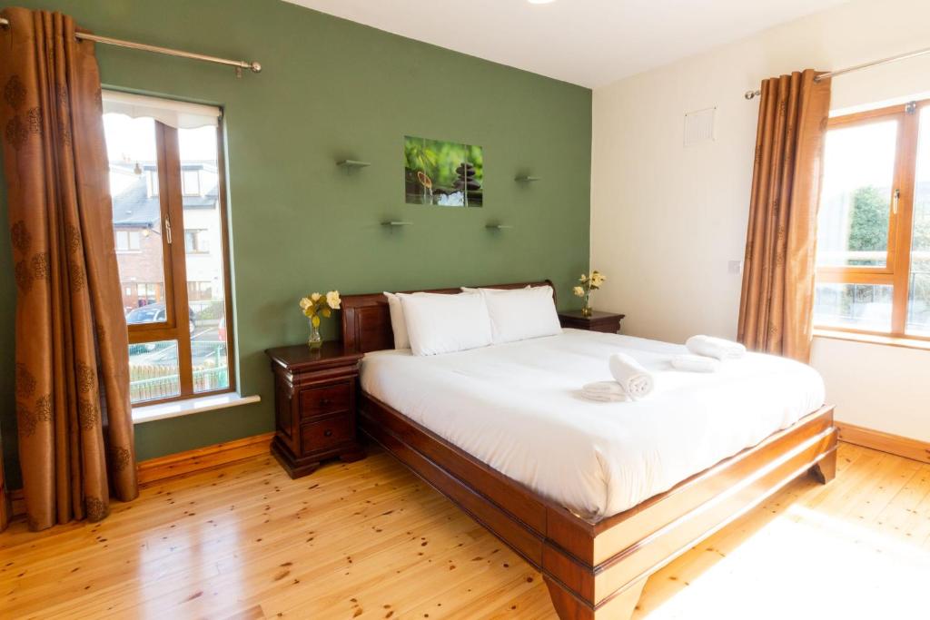 GuestReady - Lovely Semi-D with Private Garden