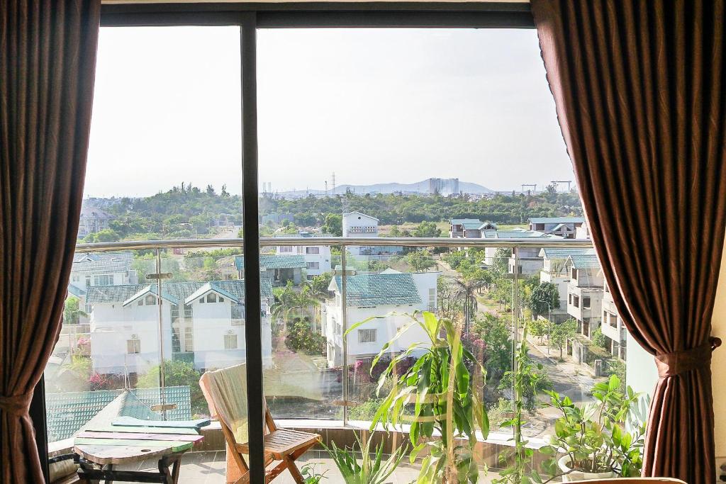 Aria Resort, Relax by sea, Ho boi va bai tam rieng mien phi, đi bo 30m ra bien photo