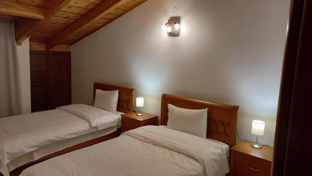 O Fotis Studios & Apartments photo
