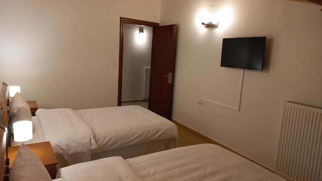 O Fotis Studios & Apartments photo