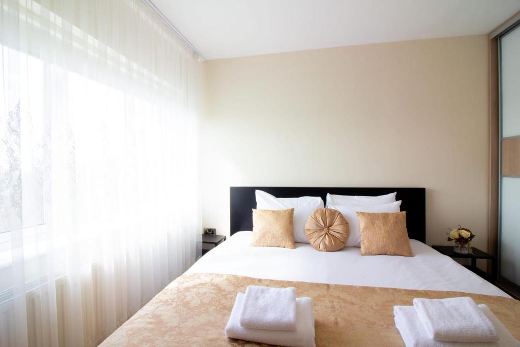 GuestReady - Lovely Apartment with Balcony