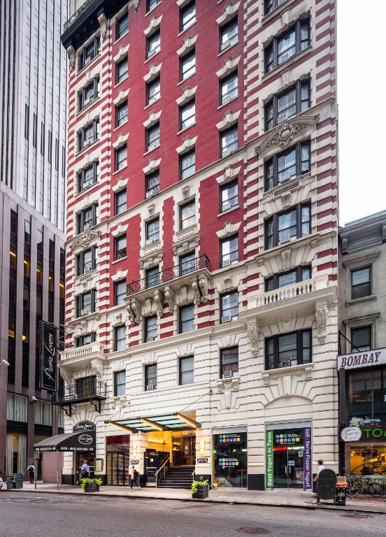 Radio City Apartments Photo 3