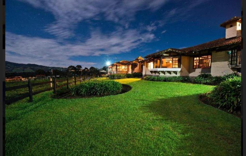 Hacienda El Rejo — Hotel in Machachi