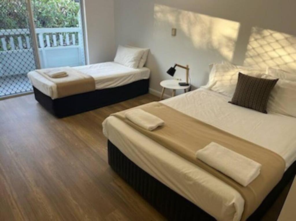 Studio apartment walk to the strand cbd stadium — Hotel in Townsville