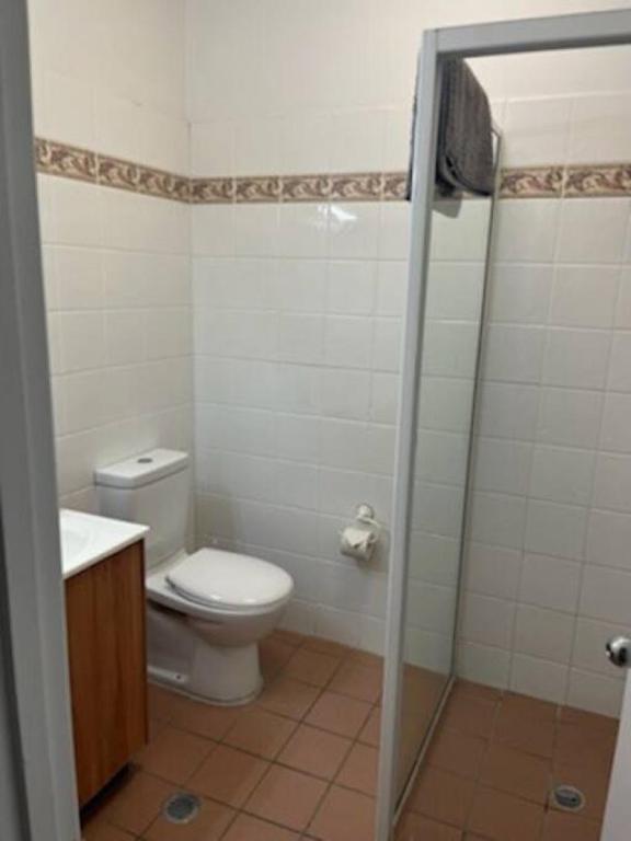 Studio apartment walk to the strand cbd stadium photo