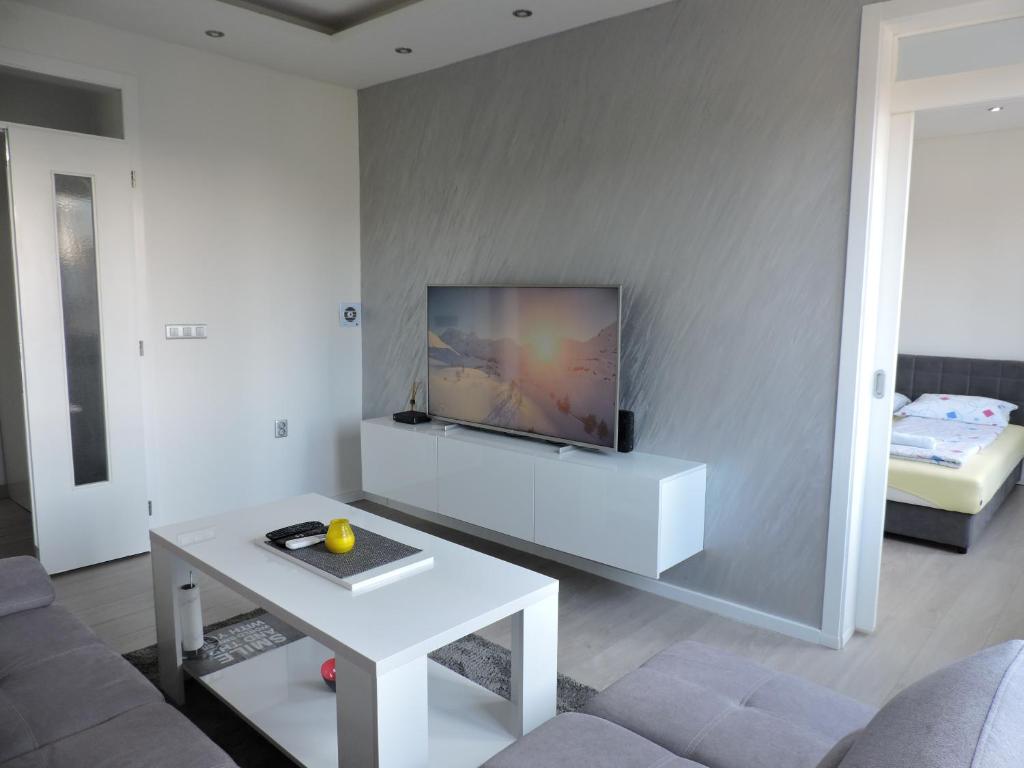 City Center Stay Apartment - 1