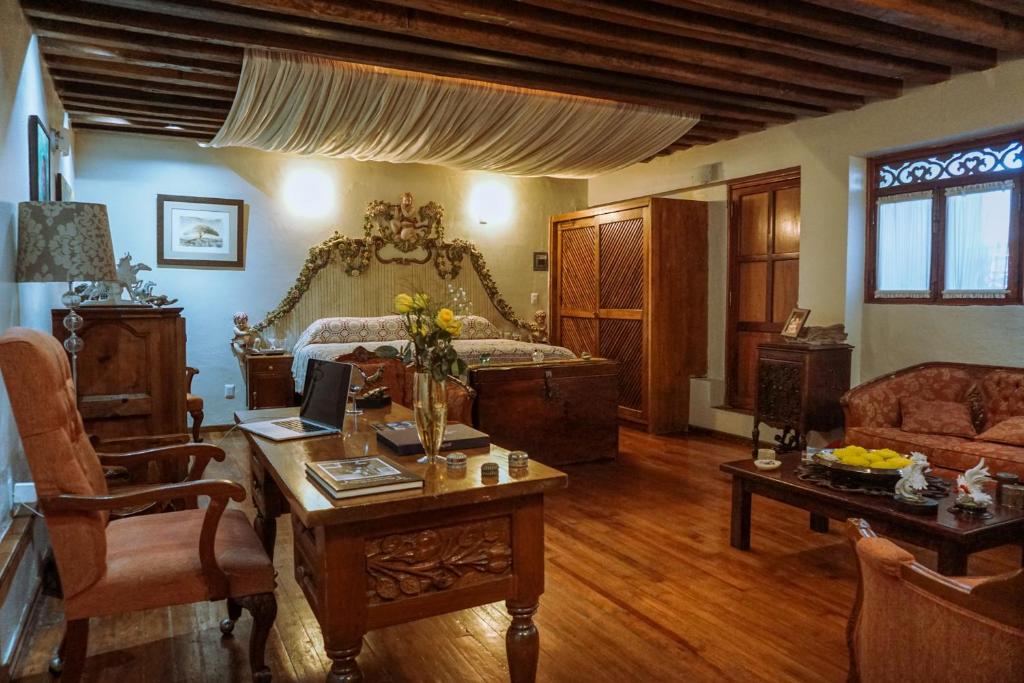 Boutique Hotel Casa Cid de León - 1