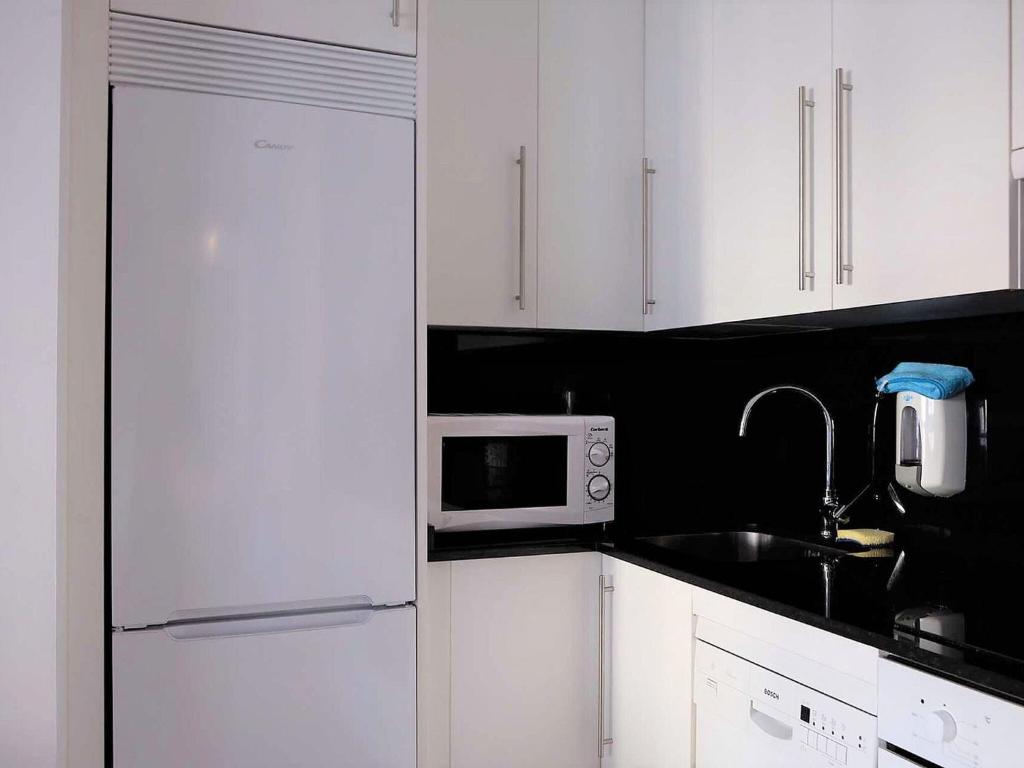 Apartment in Ourense near Hot Springs キッチン