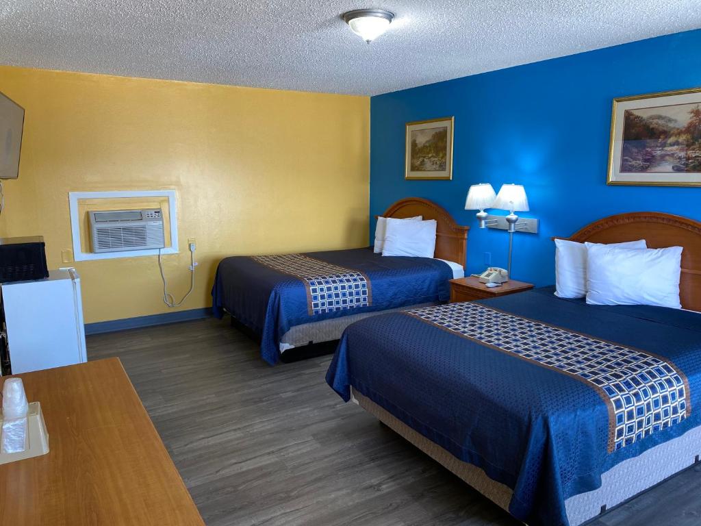 Western Skies Motel photo