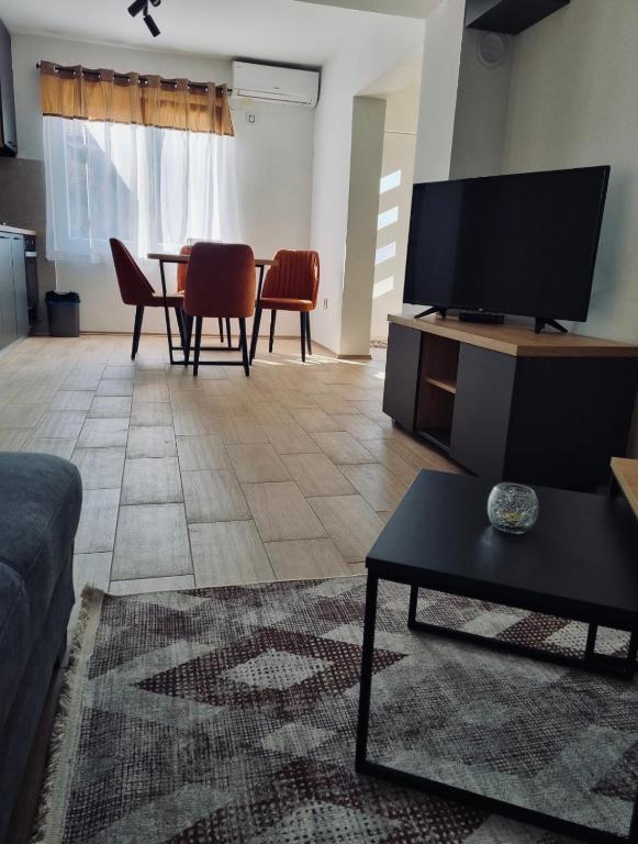 OM Apartment - 3