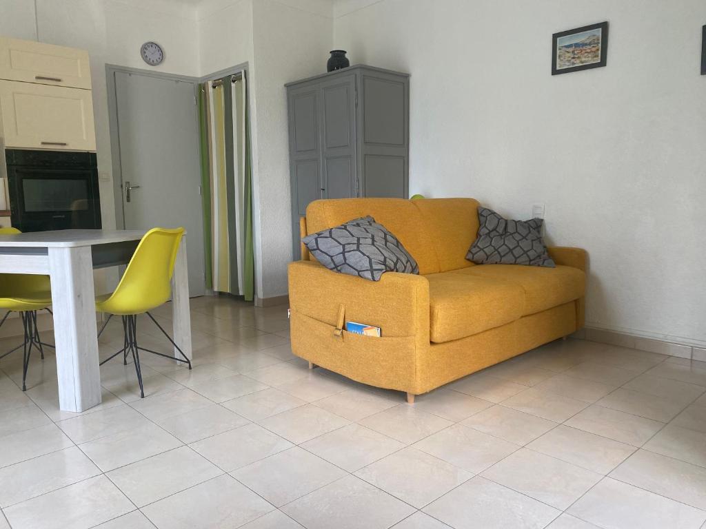 studio, jardin, parking à 100 m de la plage - 4