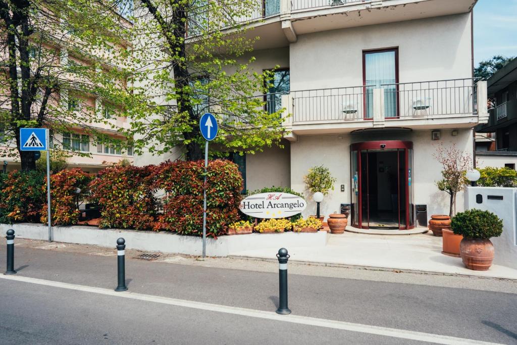Arcangelo Roof Hotel