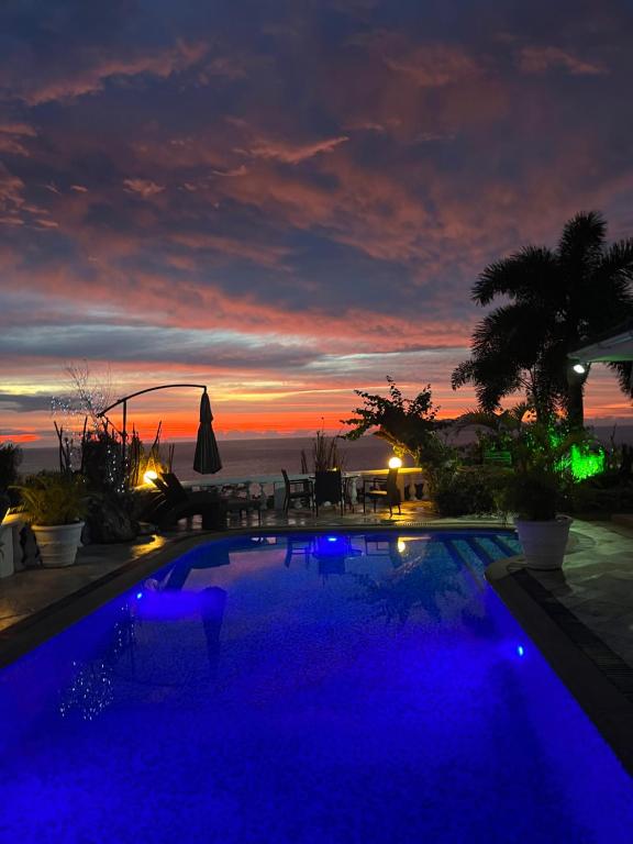 Casa Doro Romantic setting with golden sunset view photo
